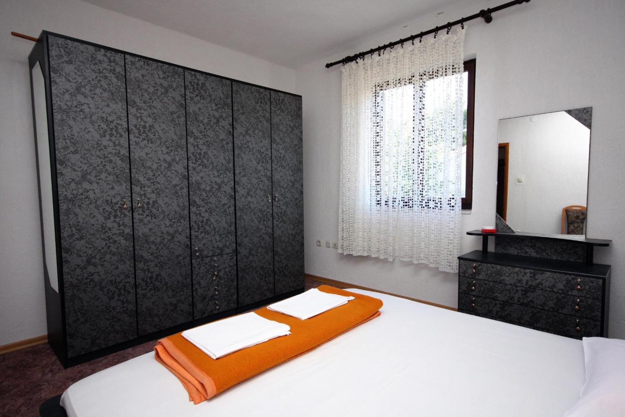 Apartments By The Sea Kampor, Rab - 5051 Quarto foto